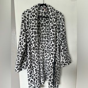 VICTORIA SECRET PINK BATHROBE